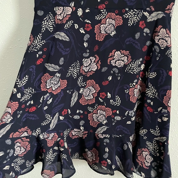 BB DAKOTA | Cassidy Floral Navy Blue Dress - Picture 3 of 7